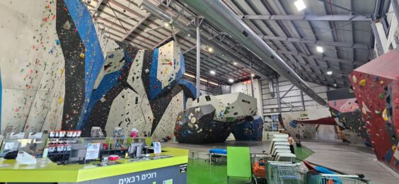 השכרה מבנה לוגיסטי