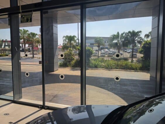 קומת מסחר לתצוגה להשכרה ברעננה