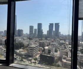 משרד מעטפת בשטח 490 מר