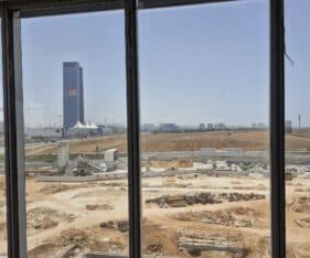 משרדים לרכישה בהרצליה החל מ-100 מ